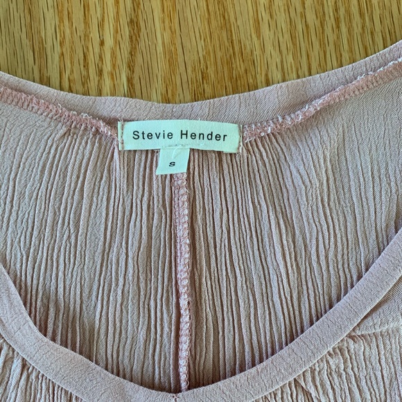 🔴3/15$ Stevie Hender Light pink Blouse - Picture 2 of 2
